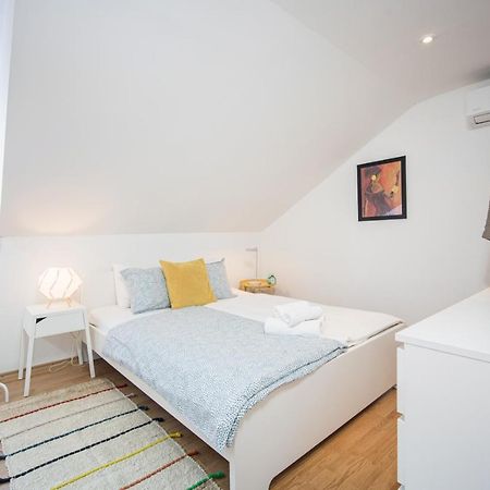 Top-Floor Apartment In Trogir Center 외부 사진