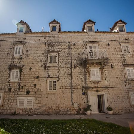 Top-Floor Apartment In Trogir Center 외부 사진