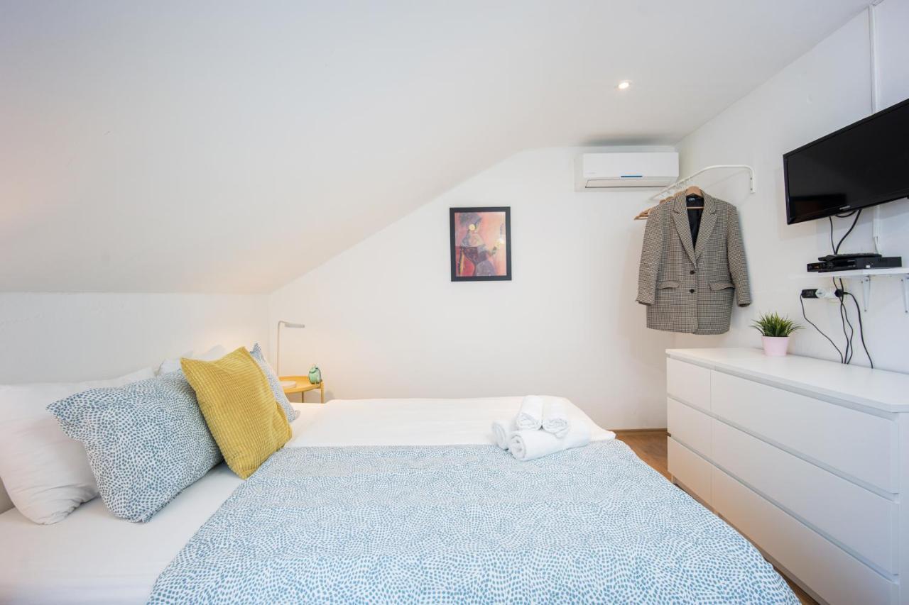 Top-Floor Apartment In Trogir Center 외부 사진