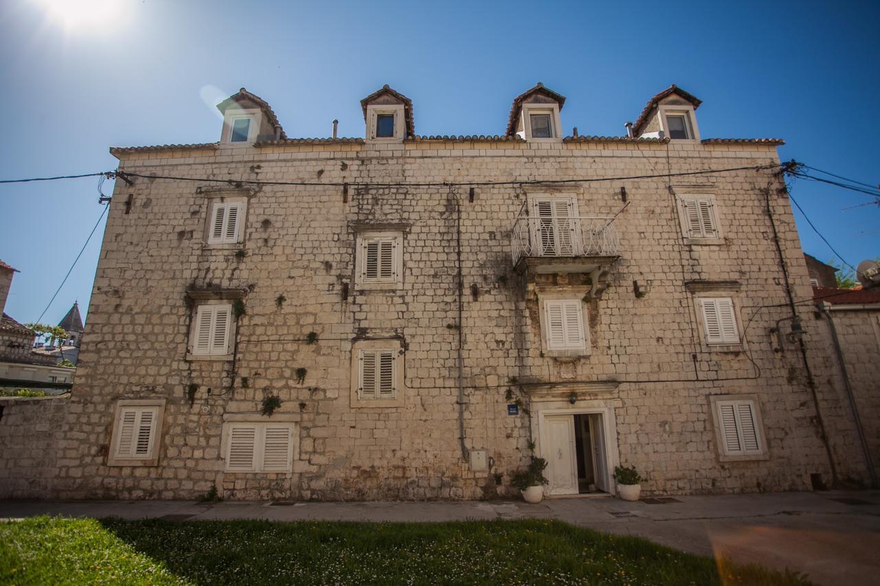 Top-Floor Apartment In Trogir Center 외부 사진